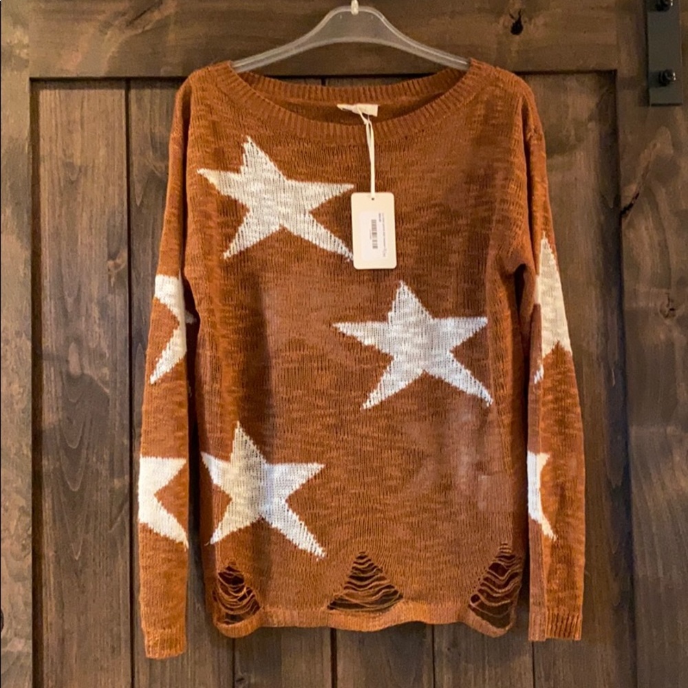 NWT La Miel Camel Star Sweater (S/M)